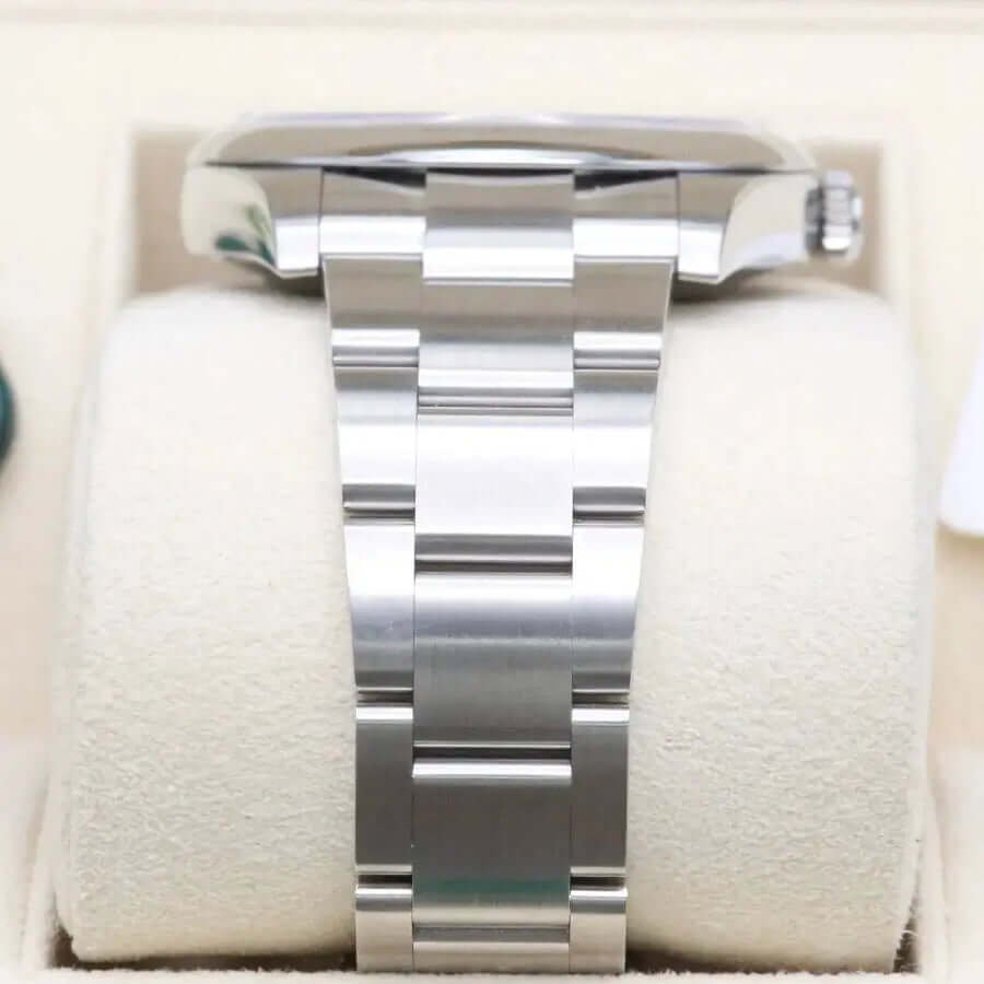 Rolex Oyster Perpetual 41 Green 124300 Year: 2023 Rolex Oyster Perpetual 41 Green 124300 Year: 2023