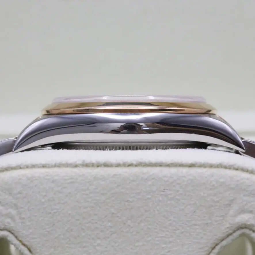 Rolex Oyster Perpetual 34 Champagne Dial 14203M Year: 2001 Rolex Oyster Perpetual 34 Champagne Dial 14203M Year: 2001