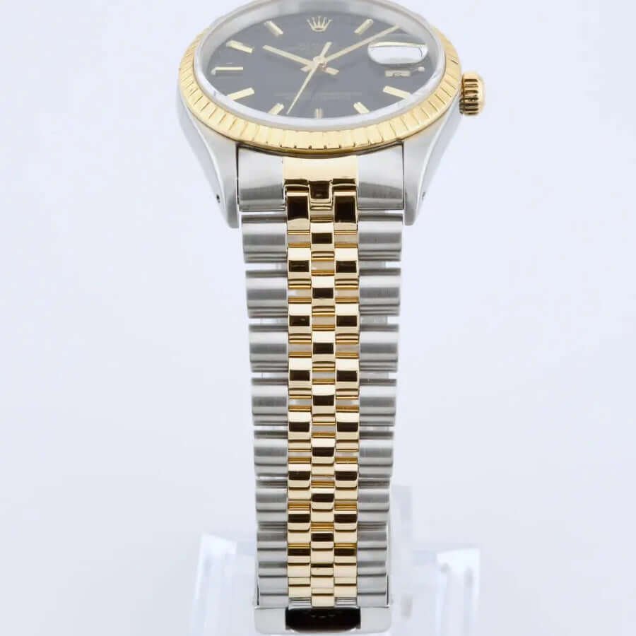 Rolex Oyster Perpetual Date 34 Black Dial 15233