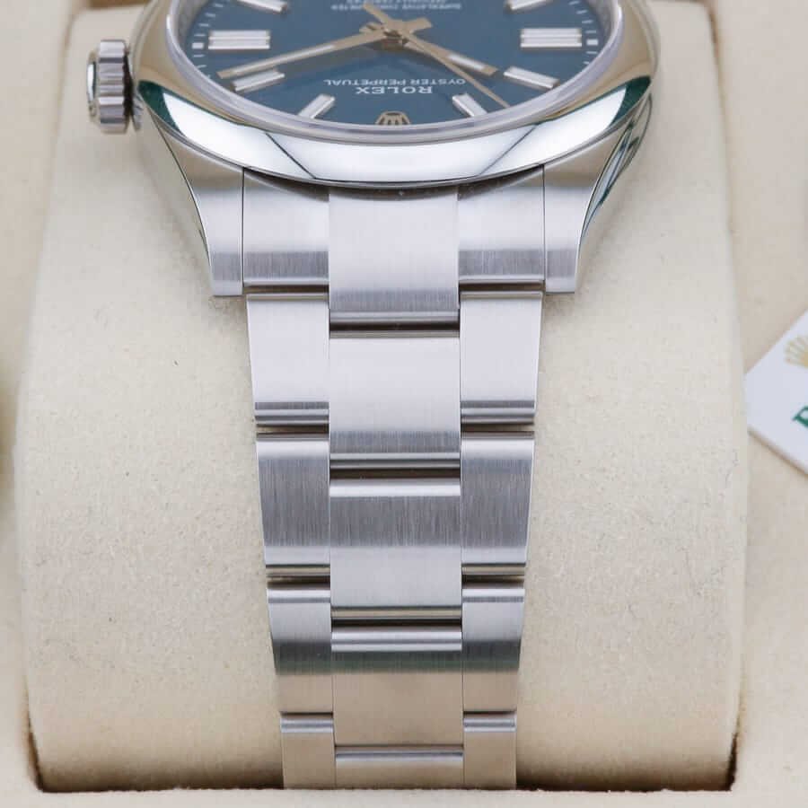 Rolex Oyster Perpetual 41 134300 Med Blue 41mm 2025 Rolex Oyster Perpetual 41 134300 Med Blue 41mm 2025