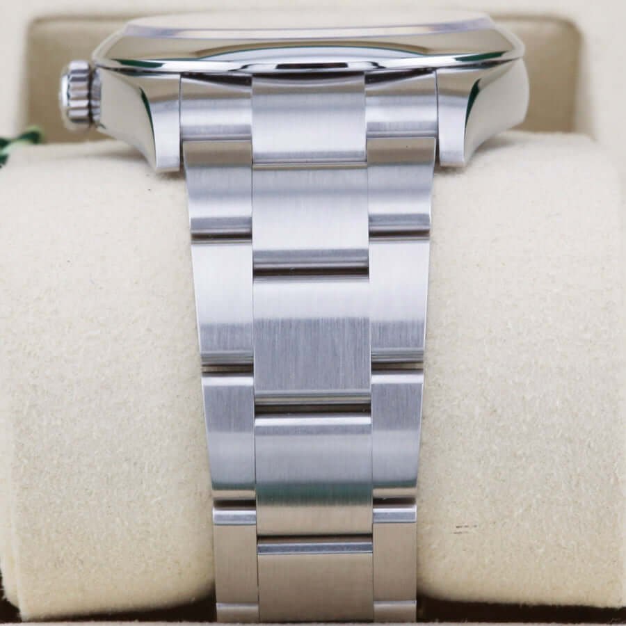 Rolex Oyster Perpetual 36 126000 Green 36mm 2025 Rolex Oyster Perpetual 36 126000 Green 36mm 2025