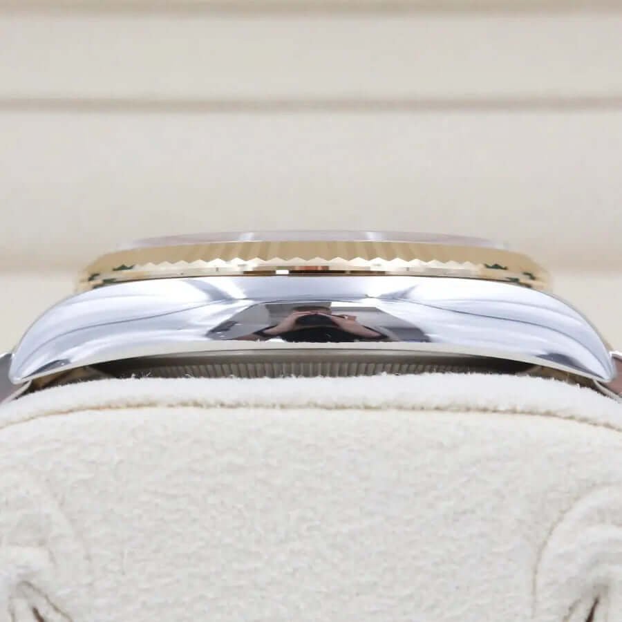 Rolex Datejust 36 Champagne Motif Dial 126233 Year: 2023 Rolex Datejust 36 Champagne Motif Dial 126233 Year: 2023