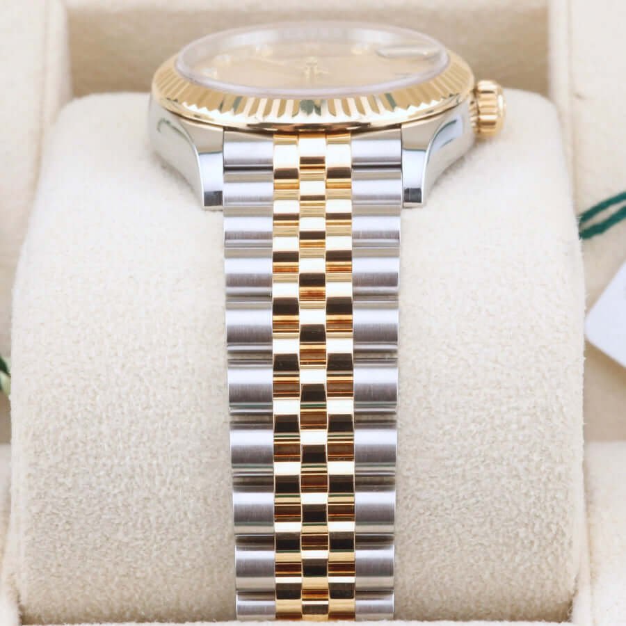 Rolex Datejust 31 Champagne Diamond Dial 278273 Year: 2022 Rolex Datejust 31 Champagne Diamond Dial 278273 Year: 2022