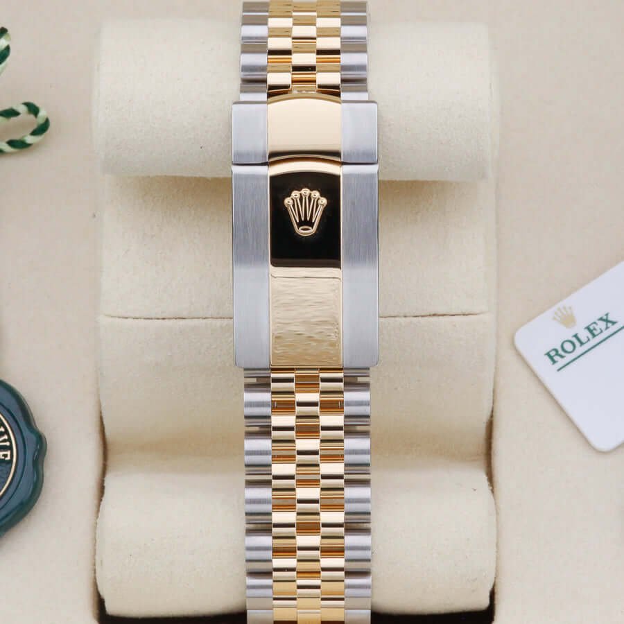 Rolex Datejust 36 Champagne Diamond Dial 126233 Year: 2025 Rolex Datejust 36 Champagne Diamond Dial 126233 Year: 2025