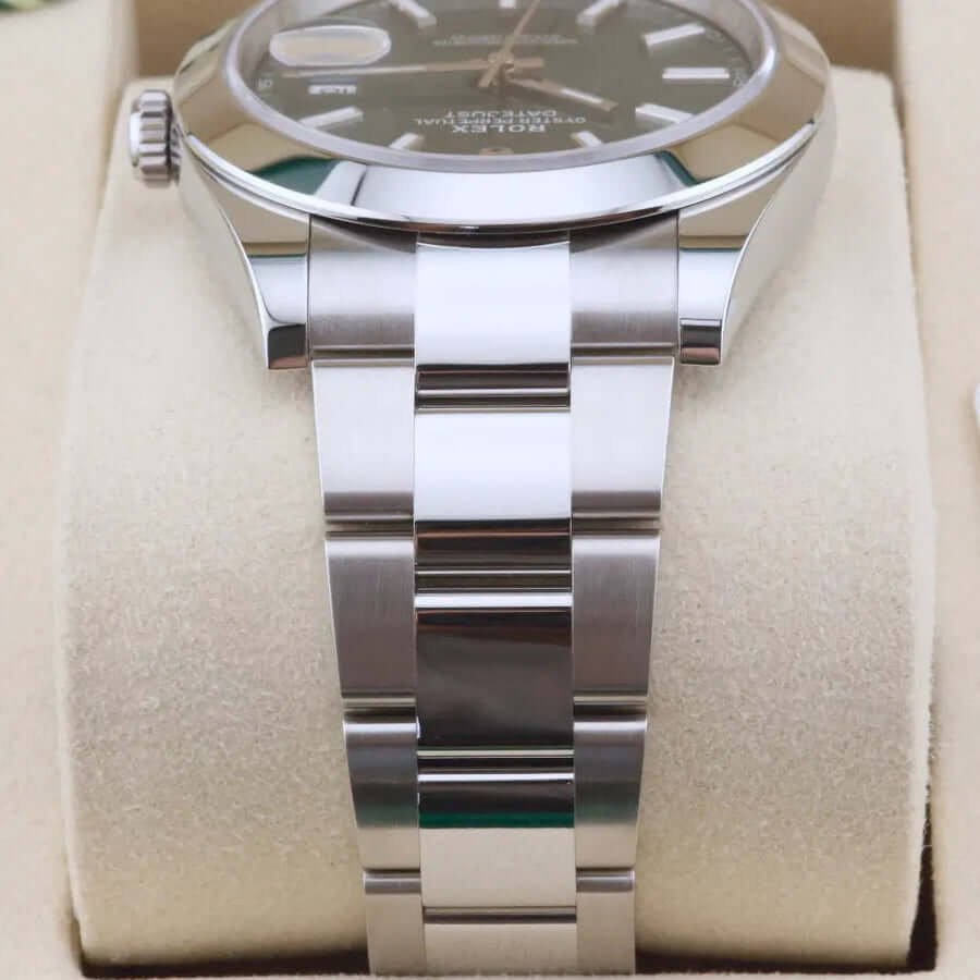 Rolex Datejust 41 126300 Mint Green 41mm Rolex Datejust 41 126300 Mint Green 41mm