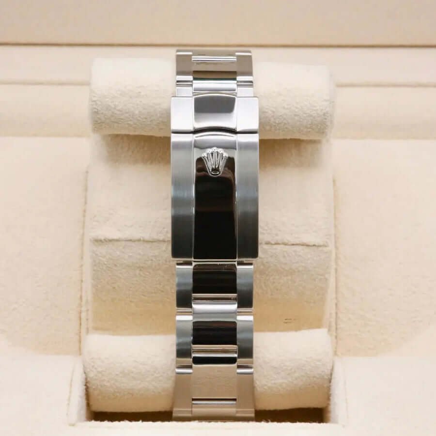 Rolex Datejust 36 116200 White Dial - Roman Numerals Rolex Datejust 36 116200 White Dial - Roman Numerals
