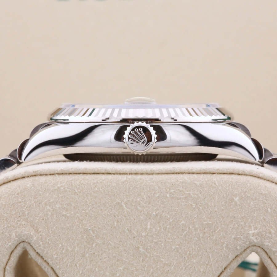 Rolex Datejust 36 126234 Green Ombré 36mm Rolex Datejust 36 126234 Green Ombré 36mm