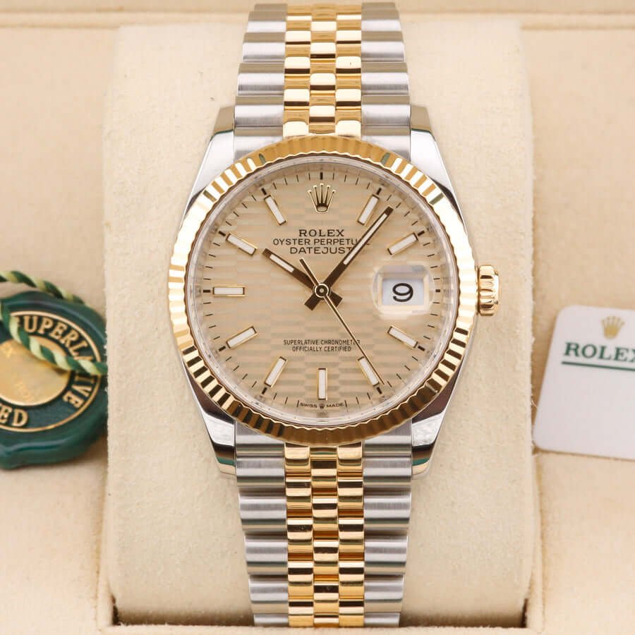 Rolex Datejust 36 126233 Champagne Motif Dial 36mm Rolex Datejust 36 126233 Champagne Motif Dial 36mm