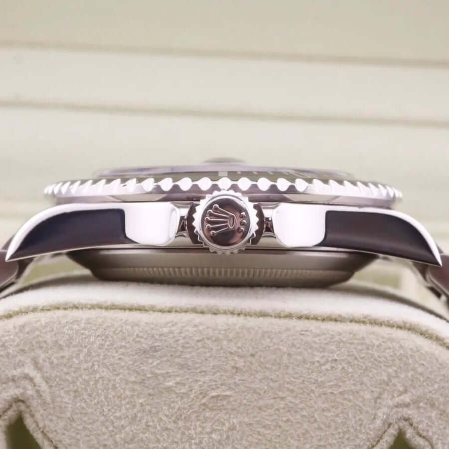 Rolex Submariner 16610 Year: 2008 Rolex Submariner 16610 Year: 2008