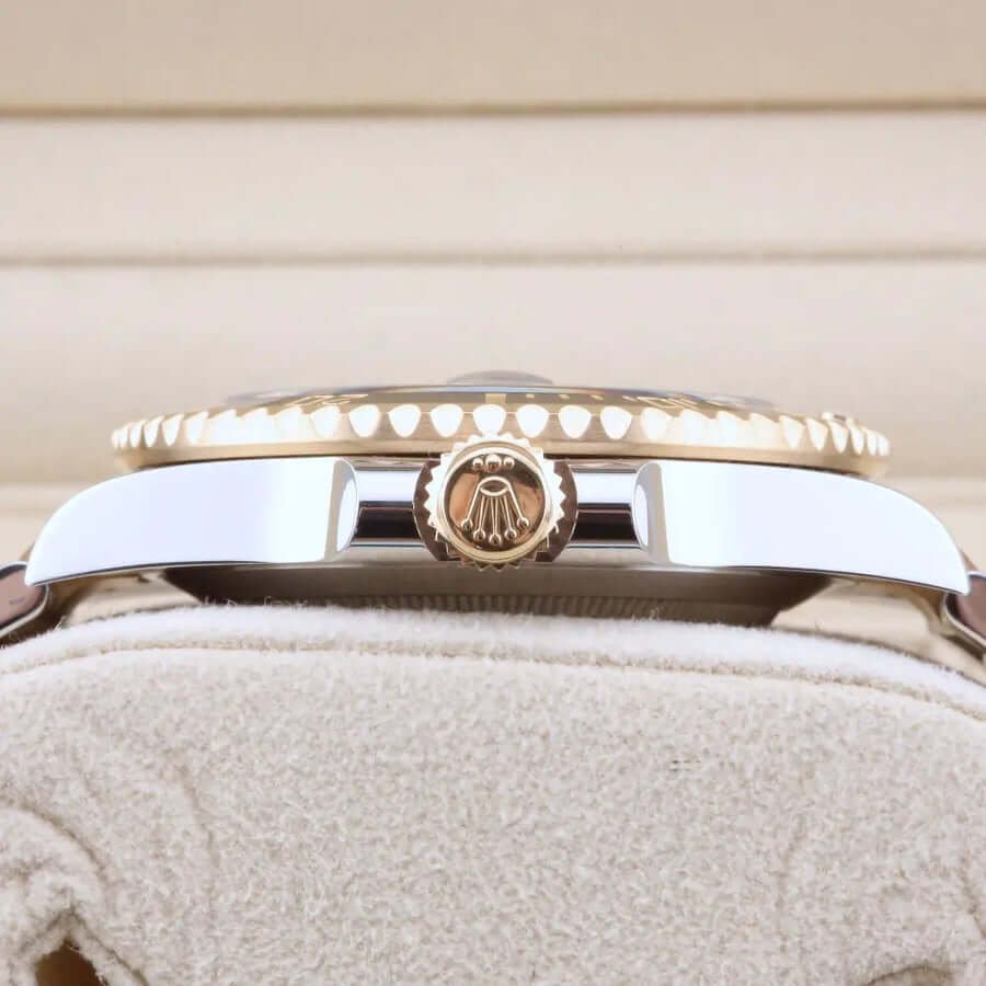 Rolex Submariner Date 126613LN Steel & Gold 41mm Rolex Submariner Date 126613LN Steel & Gold 41mm