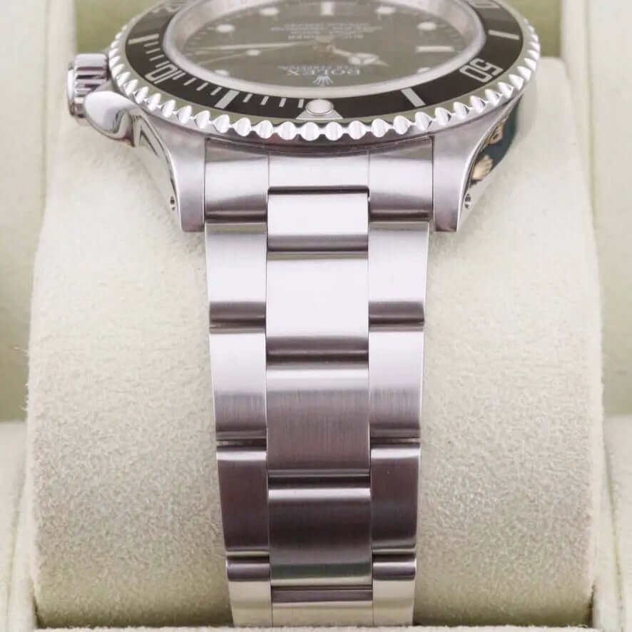 Rolex Submariner No Date 14060M Year: 2008 Rolex Submariner No Date 14060M Year: 2008