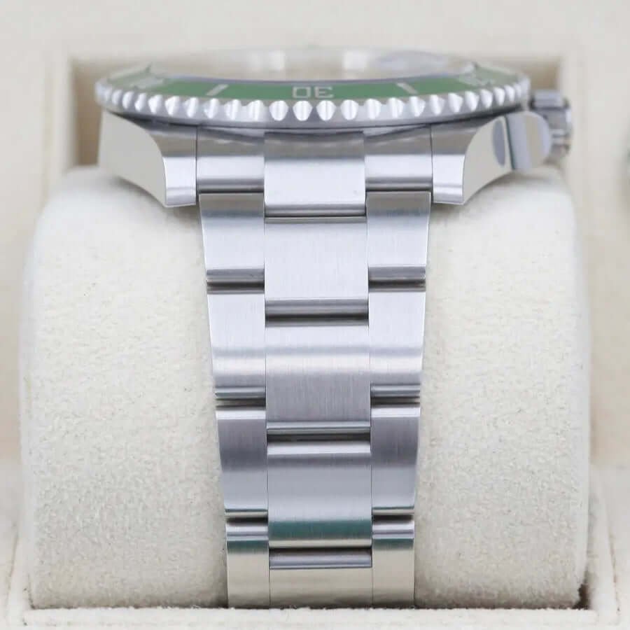 Rolex Submariner 126610LV Mark lI Year: 2024 Rolex Submariner 126610LV Mark lI Year: 2024