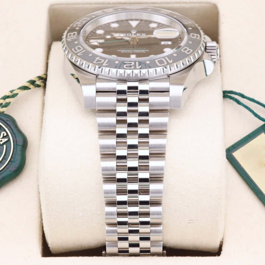 Rolex GMT Bruce Wayne 126710GRNR Bruce Wayne 40mm Rolex GMT Bruce Wayne 126710GRNR Bruce Wayne 40mm