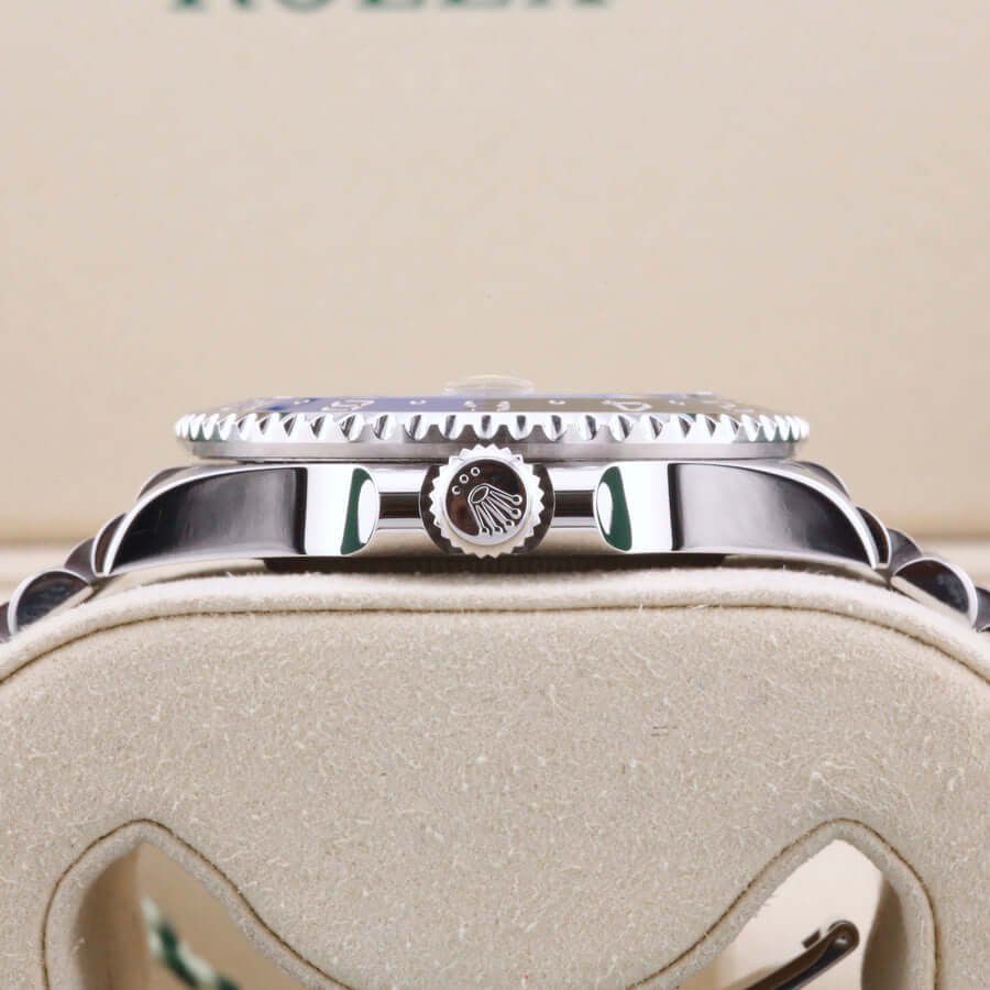 Rolex GMT 126710BLNR Batgirl Rolex GMT 126710BLNR Batgirl