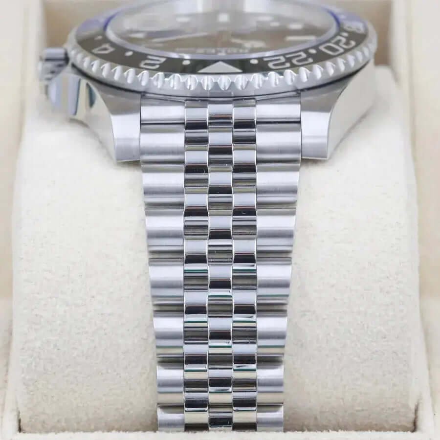 Rolex GMT-Master II 126710BLNR Batgirl 40mm Rolex GMT-Master II 126710BLNR Batgirl 40mm