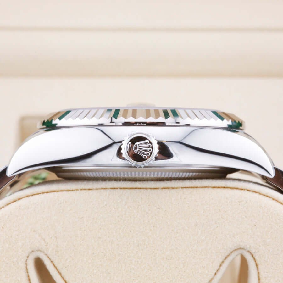 Rolex Sky-Dweller 336934 Green 42mm Rolex Sky-Dweller 336934 Green 42mm