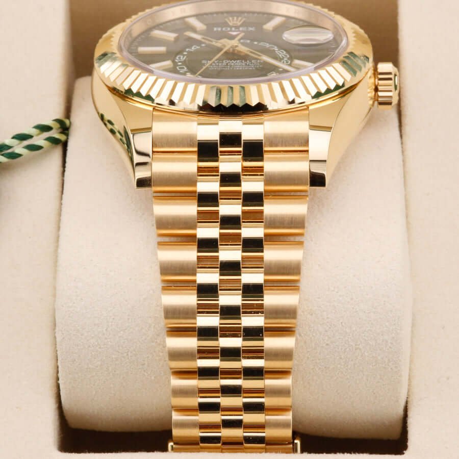 Rolex Sky-Dweller 336938 Green 42mm Rolex Sky-Dweller 336938 Green 42mm