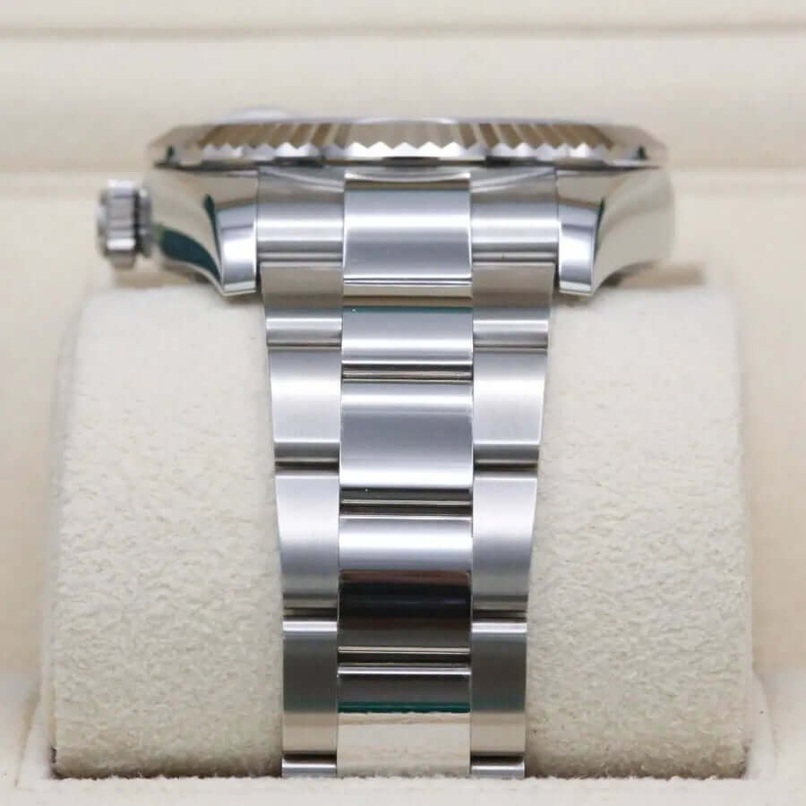 Sky-Dweller White Dial 326934 Sky-Dweller White Dial 326934