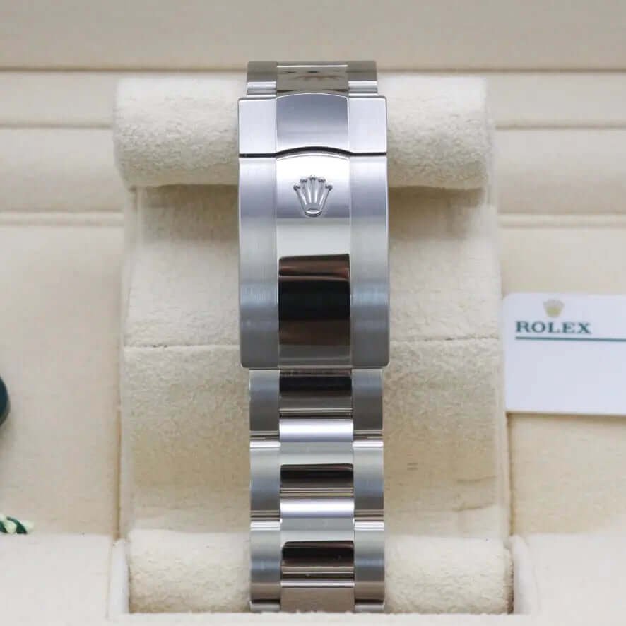 Sky-Dweller White Dial 326934 Sky-Dweller White Dial 326934