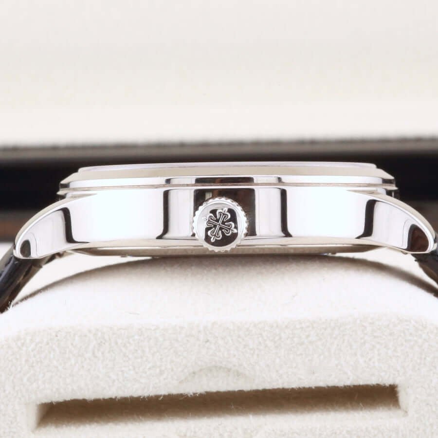Patek Philippe Calatrava 5524G Patek Philippe Calatrava 5524G