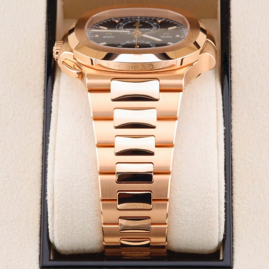 Patek Philippe Nautilus 5990/1R-001 Blue Patek Philippe Nautilus 5990/1R-001 Blue