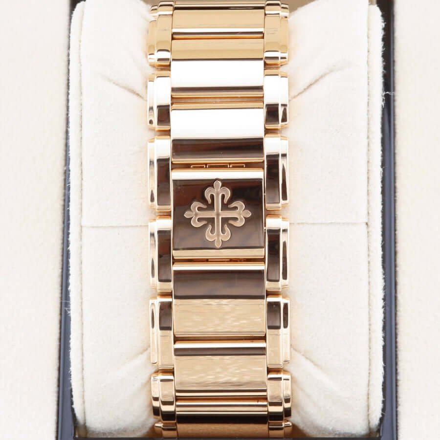 Patek Philippe Twenty-4 4910/11R-011 Patek Philippe Twenty-4 4910/11R-011