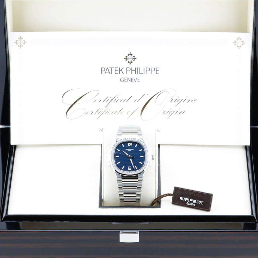 Patek Philippe Ladies Nautilus 7118/1200A-001 Patek Philippe Ladies Nautilus 7118/1200A-001
