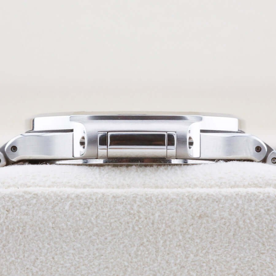 Patek Philippe Ladies Nautilus 7118/1200A-011 Patek Philippe Ladies Nautilus 7118/1200A-011