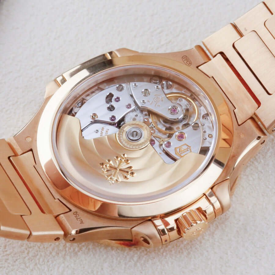 Patek Philippe Nautilus 7118/1200R Patek Philippe Nautilus 7118/1200R