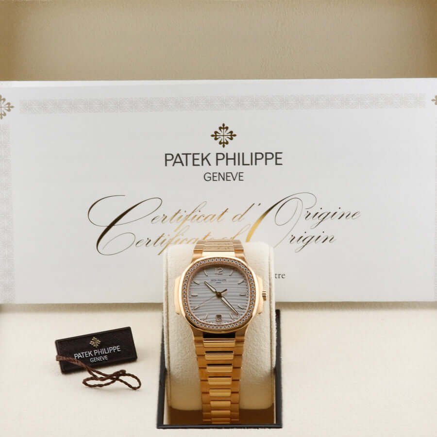 Patek Philippe Nautilus 7118/1200R Patek Philippe Nautilus 7118/1200R