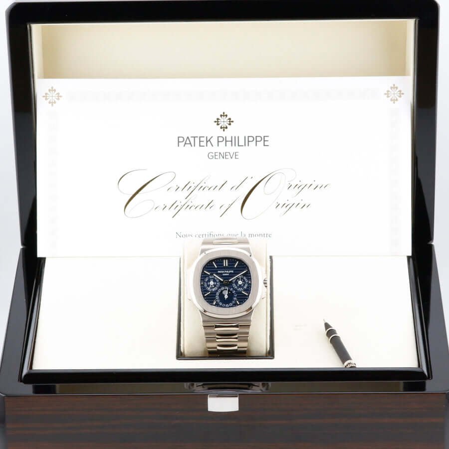 Patek Philippe Nautilus 5740 Patek Philippe Nautilus 5740