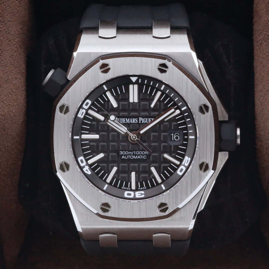 Audemars Piguet Royal Oak Offshore Diver 15703ST.OO.A002CA.01 Audemars Piguet Royal Oak Offshore Diver 15703ST.OO.A002CA.01