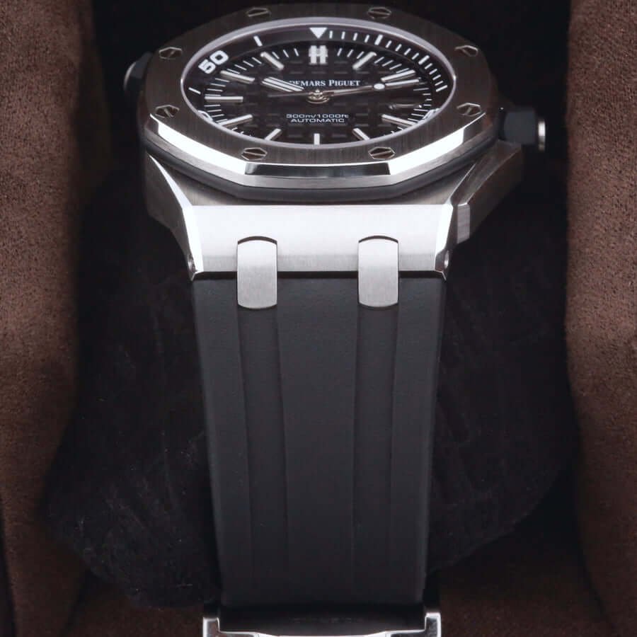 Audemars Piguet Royal Oak Offshore Diver 15703ST.OO.A002CA.01 Audemars Piguet Royal Oak Offshore Diver 15703ST.OO.A002CA.01