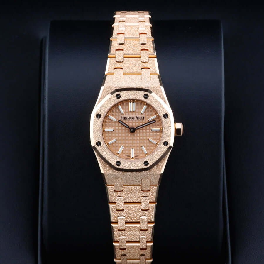 Audemars Piguet Royal Oak Mini 67630OR Audemars Piguet Royal Oak Mini 67630OR