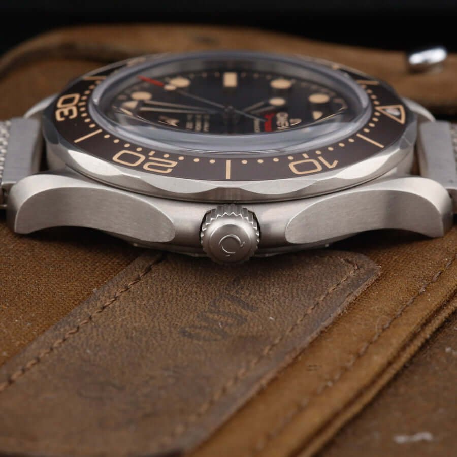 Omega Seamaster 007 Edition 21090422001001 Brown 42mm Omega Seamaster 007 Edition 21090422001001 Brown 42mm