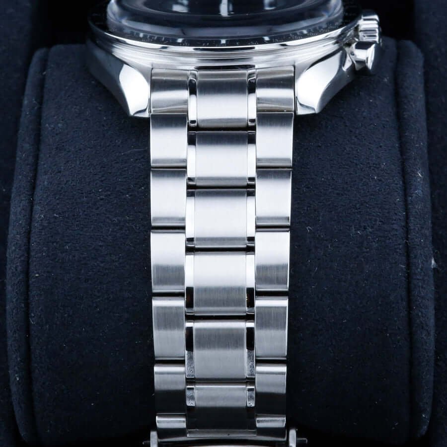 Omega Speedmaster Moonwatch Professional 31130423001005 Black 42mm Excellent 2015 Box and Papers (with Tags) Omega Speedmaster Moonwatch Professional 31130423001005 Black 42mm Excellent 2015 Box and Papers (with Tags)