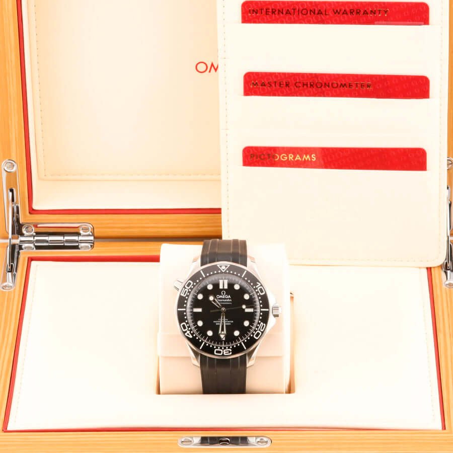 Omega Seamaster 300M Black 21032422001003 Black 42mm Omega Seamaster 300M Black 21032422001003 Black 42mm