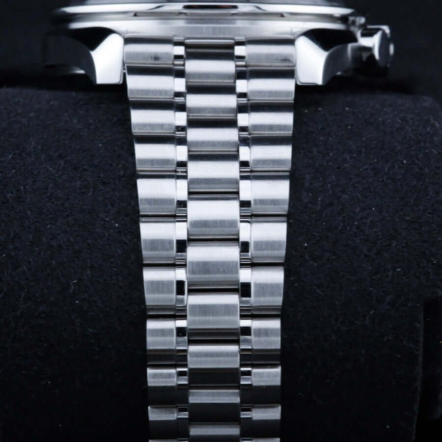 Omega Speedmaster 31030425001004 Reverse Panda 42mm Omega Speedmaster 31030425001004 Reverse Panda 42mm